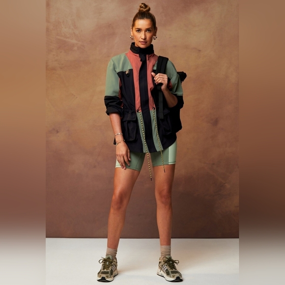 Fabletics jacket Heights cargo jacket - Picture 5 of 7